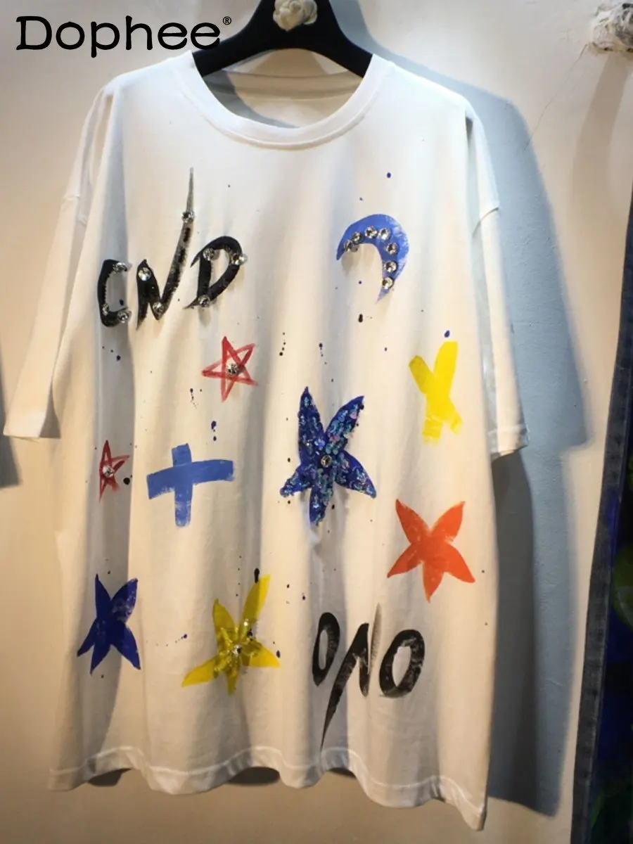 

Европейская летняя Новинка 2023, футболка в тяжелой промышленности с блестками и бисером, Женская свободная футболка с принтом букв для похудения, женская футболка с коротким рукавом