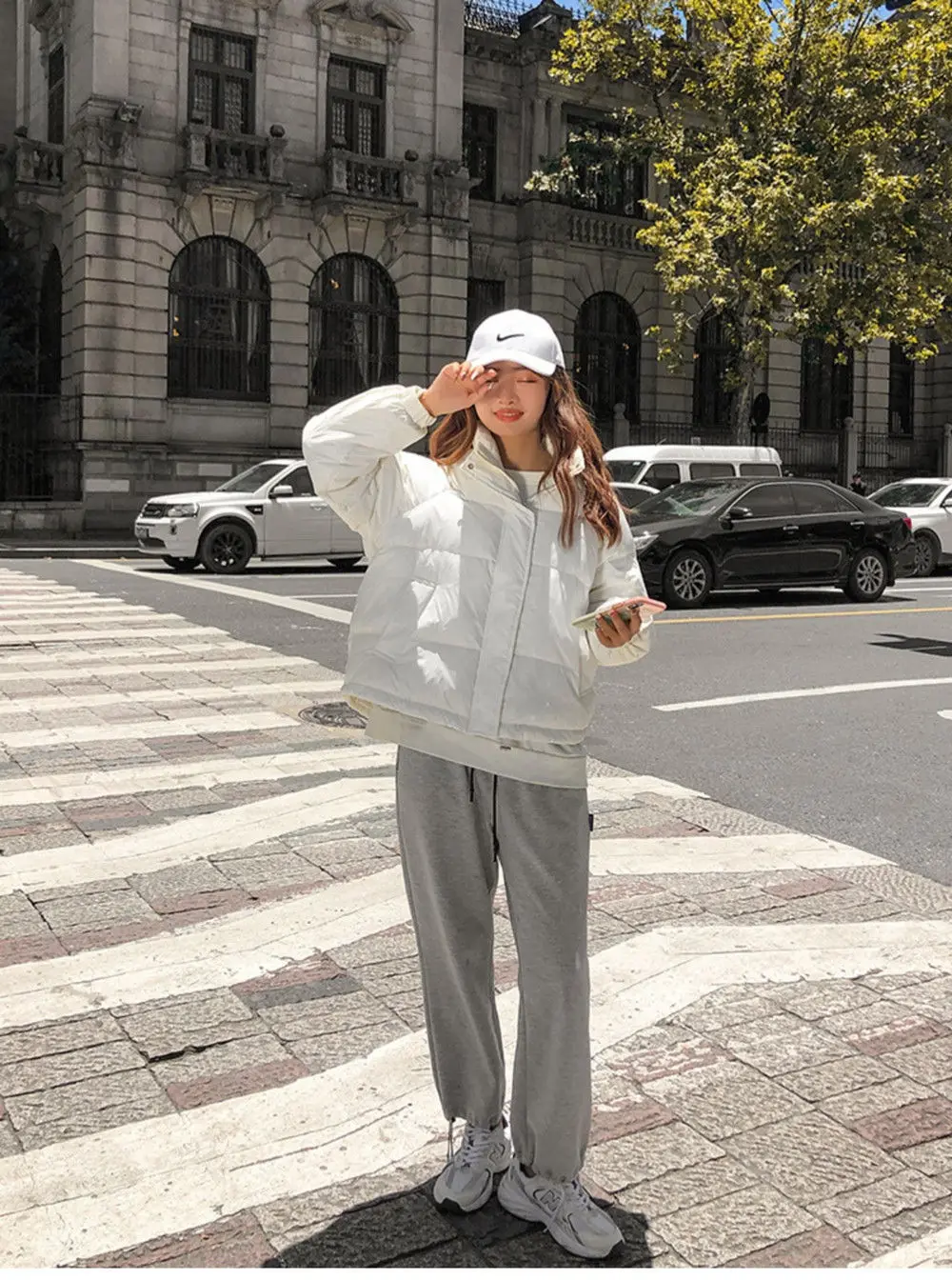 Short Down Padded Jacket Women 2024 New Version Stand-up Collar Winter Jacket Outwear Cotton Padded Coats Buttons Pockets S45