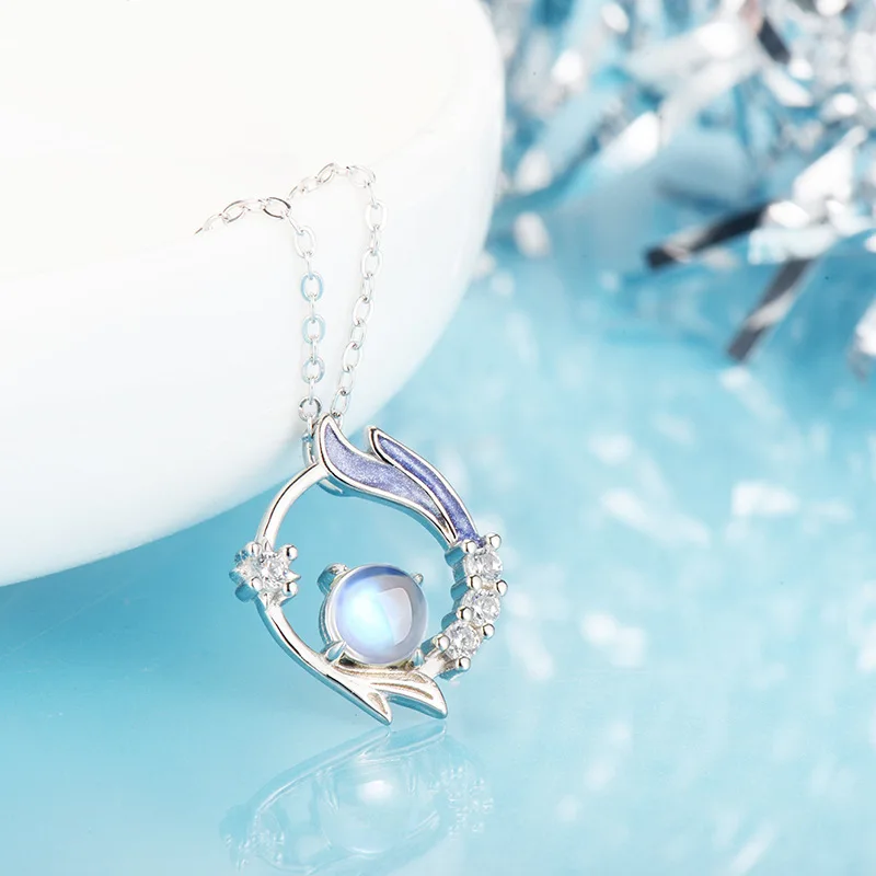 

KERLA Necklace High Quality Clavicle Chain Expresses Love with Pendant as High Jewelry Gift, Complying with Aesthetic Standards