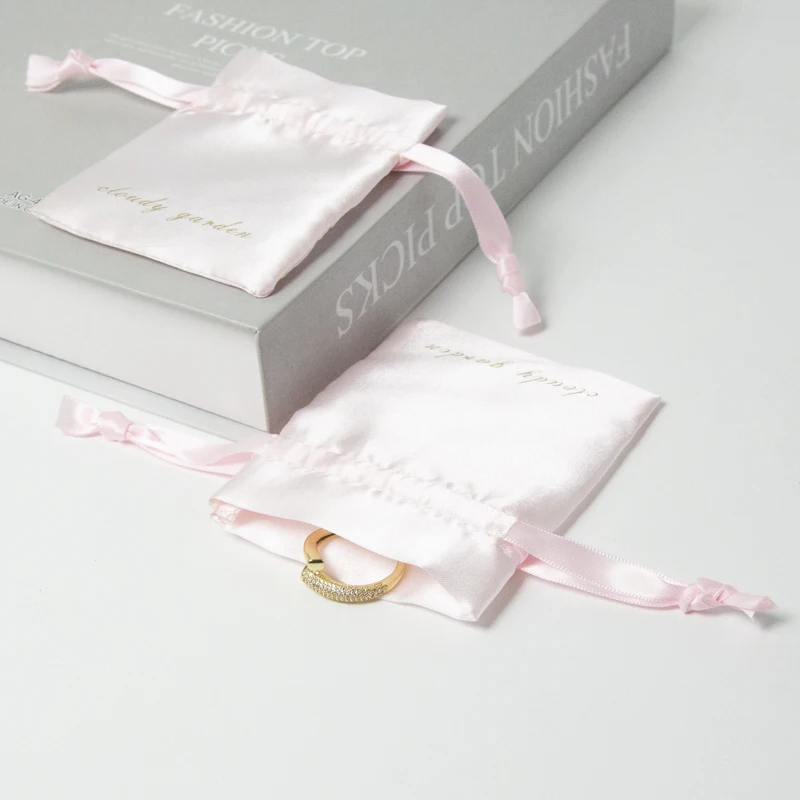 Custom Pink Silk Satin Jewelry Pouches Drawstring Bag with Ribbon Lipgloss Cosmetics Storage Party Gift Packaging Bags 50pcs