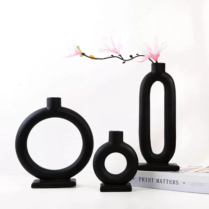 

NEW2023 Nordic Vases Decor Circular Hollow Ceramics Vases Home Bedroom Decoration Accessories Interior Office Desktop Decor