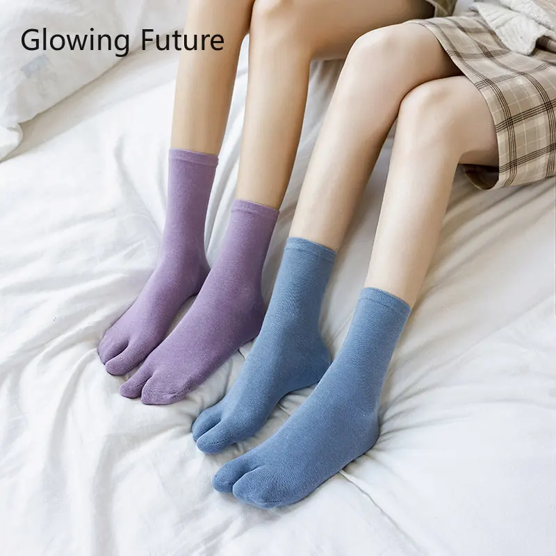 New In Fashion Women Two Toed Socks Thin Spring Autumn Cotton Kawaii Socks Solid Split Toe Socks Japanese Style cute Clogs Sock