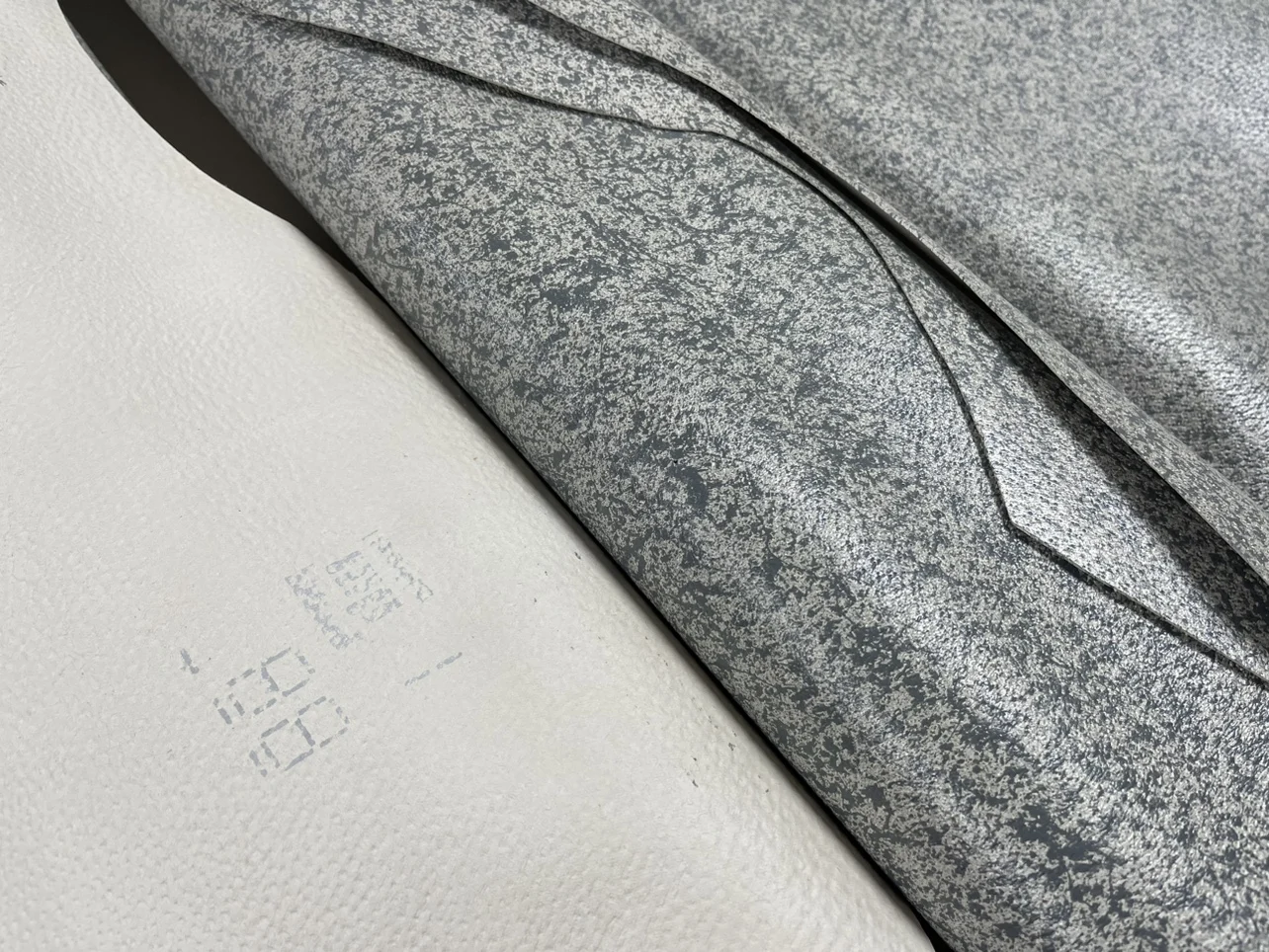 Цементные произведения Ветер! Италия Леонардо пеллеми натуральная кожа свиная