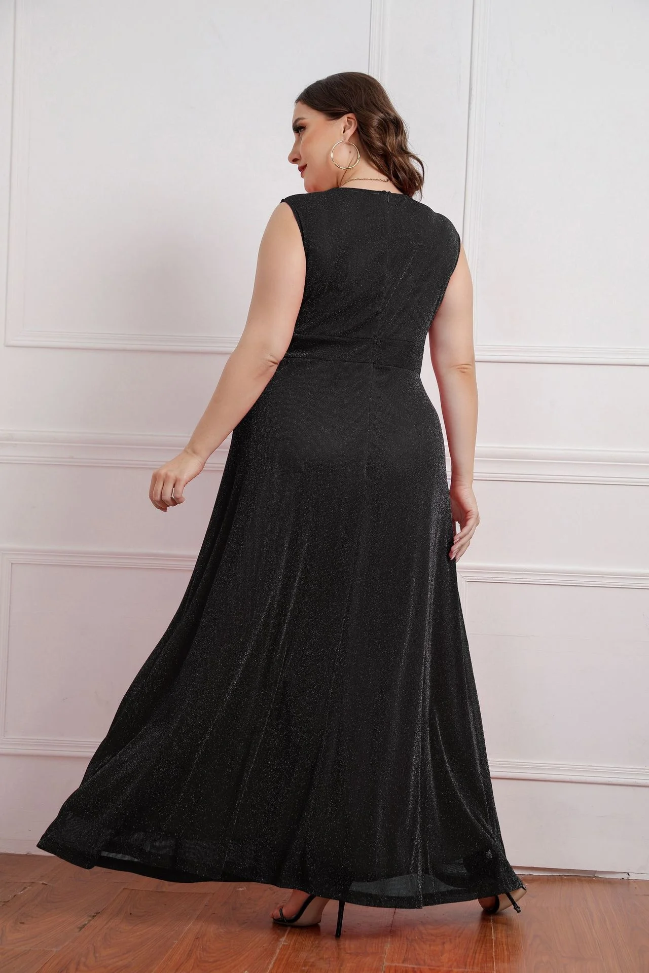Plus Size Women's Clothing Evening Party Dress 2023 Large Women Summer New Sleeveless V-neck Dress Solid High Waist Long Dress
