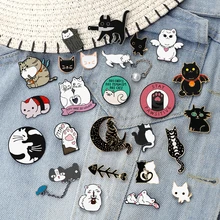 25Style Couple Black White Cat Enamel Pin Cartoon Pro Cats with Knife Brooch Witch Stray Kitty Claw Fish Bone Badge Jewelry Gift