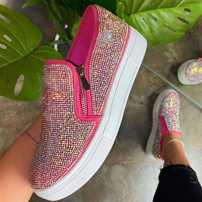 Women Sport Sneaker Fashion Loafers Stylish Shiny Rhinestone Zip Platform Ladies Vulcanized Slip On lazy Sandals Zapato De Tacón