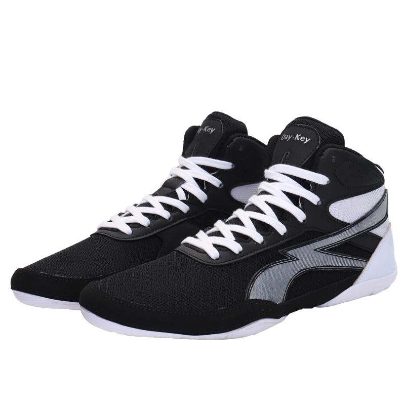 New Wrestling Shoes Men Women Boxing Sneakers Flighting Footwears Light Weight Boxing Shoes