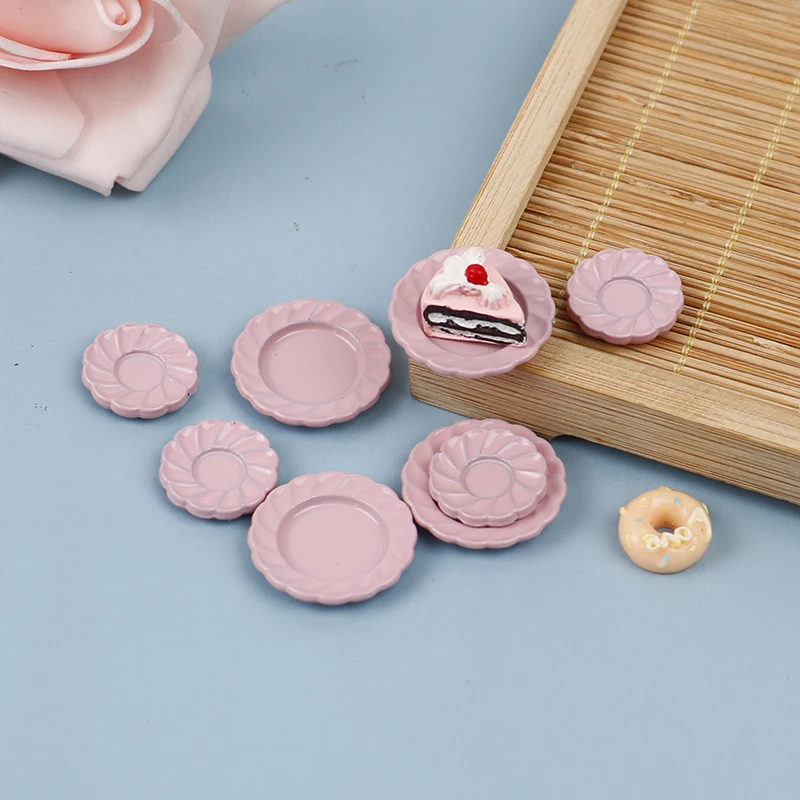 

Новинка 4 шт./компл. 1:12 миниатюрные металлические розовые тарелки для кукольного домика кухонные аксессуары игрушки аксессуары для дома