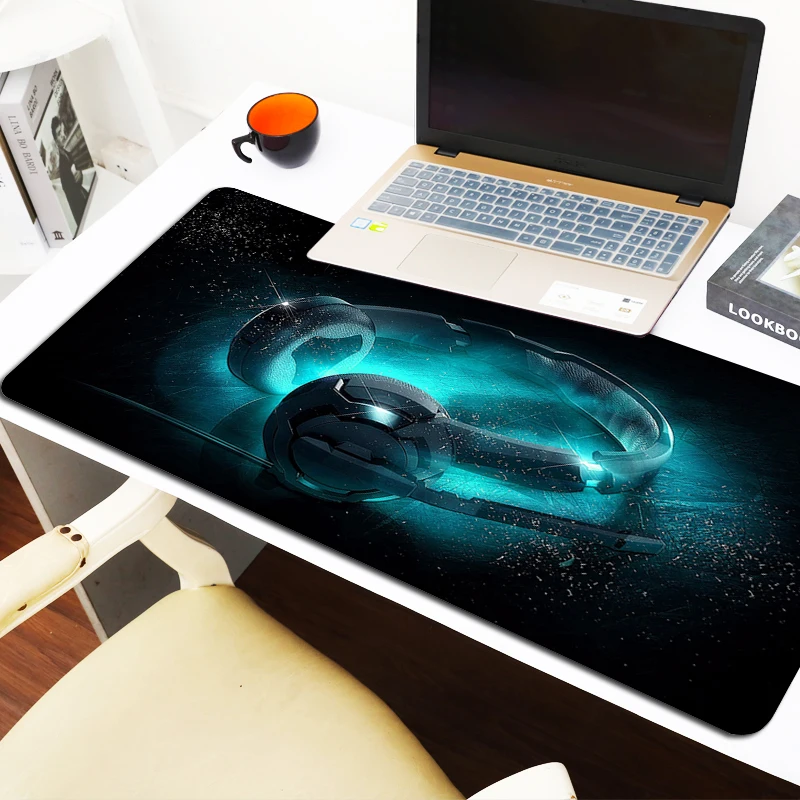 

Gaming Mouse Pad Kawaii Headphones Computer Desks Office Accessories Pc Cabinet Games Mousepad Anime Desk Mat Gamer Keyboard