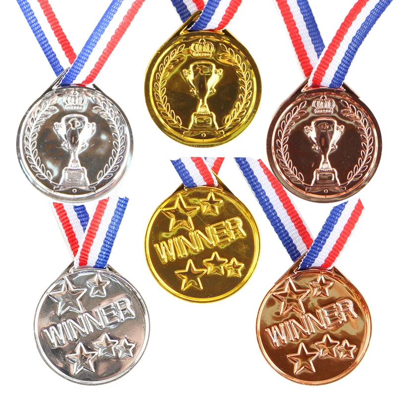 

10pcs Kids Children Fake Gold Plastic Winners Medals Sports Game Prize Awards Toys for Kids Party Movie Prop Glittering Medal