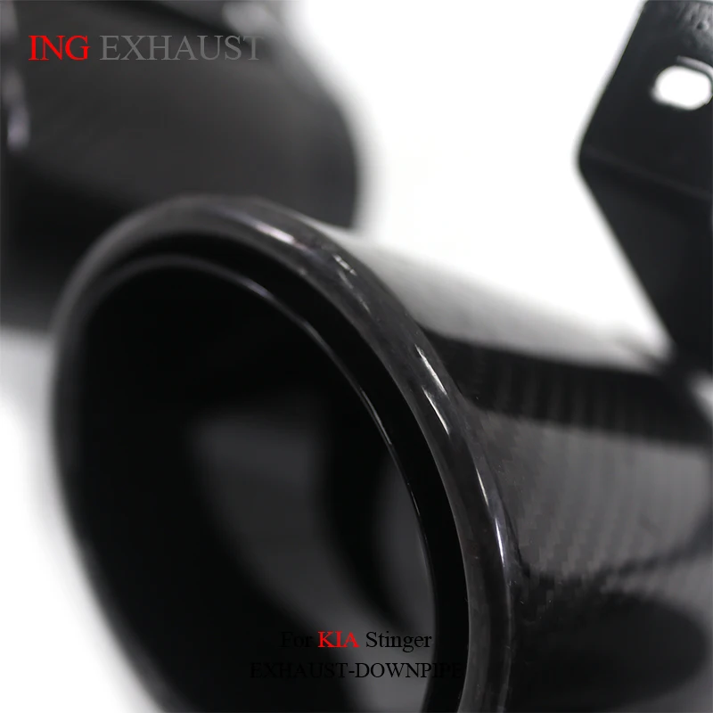 Черные насадки на заднюю выхлопную систему ING из углеродного волокна для KIA Stinger