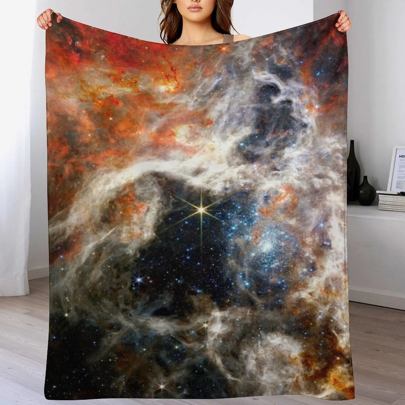 НОВОЕ изображение Тарантула Туманности JWST Джеймса Уэбба — высококачественное