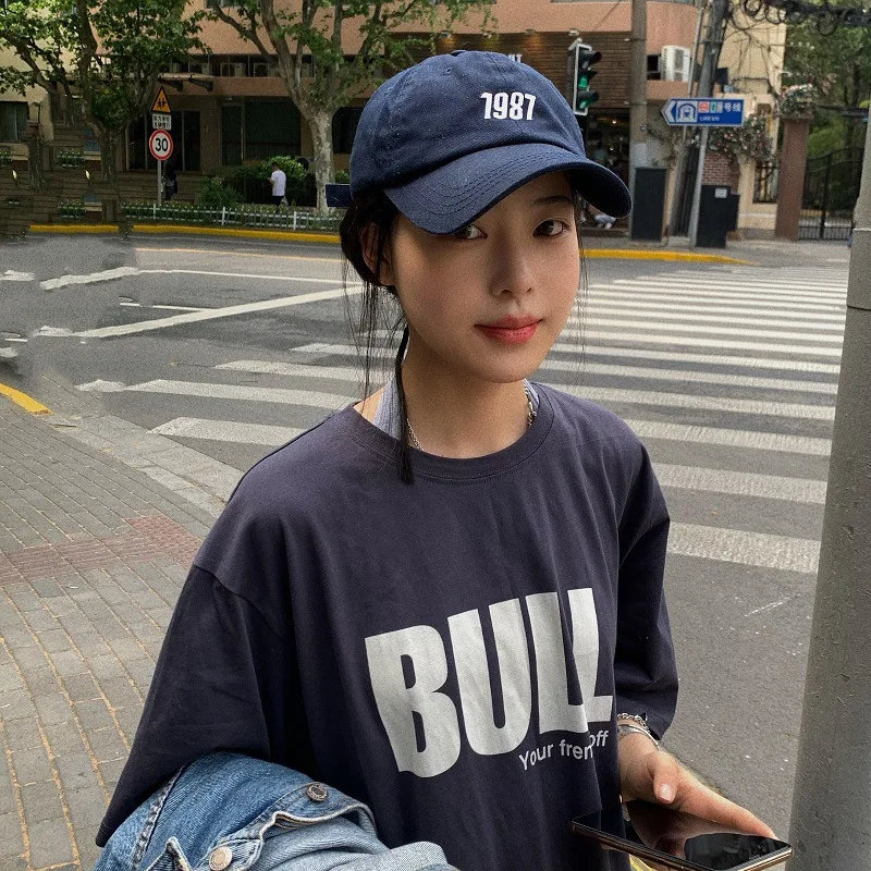 

Vintage Hong Kong Duck Tongue Hat For Men And Women In Spring And Summer Versatile Curved Brim Baseball Cap Couple Hat