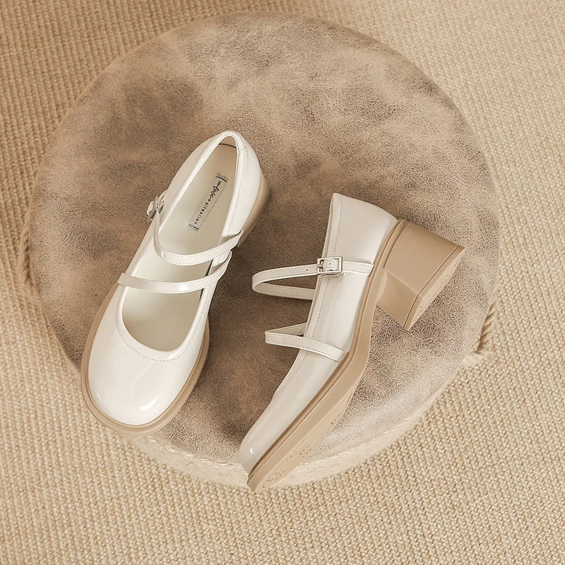 

Soft British Style Womens Derby Shoes Loafers With Fur Patent Leather Ballet Flats Casual Female Sneakers Round Toe Autumn Prepp