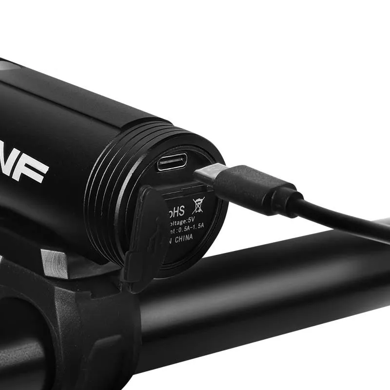 Фонарь велосипедный с зарядкой от USB 400 лм 800