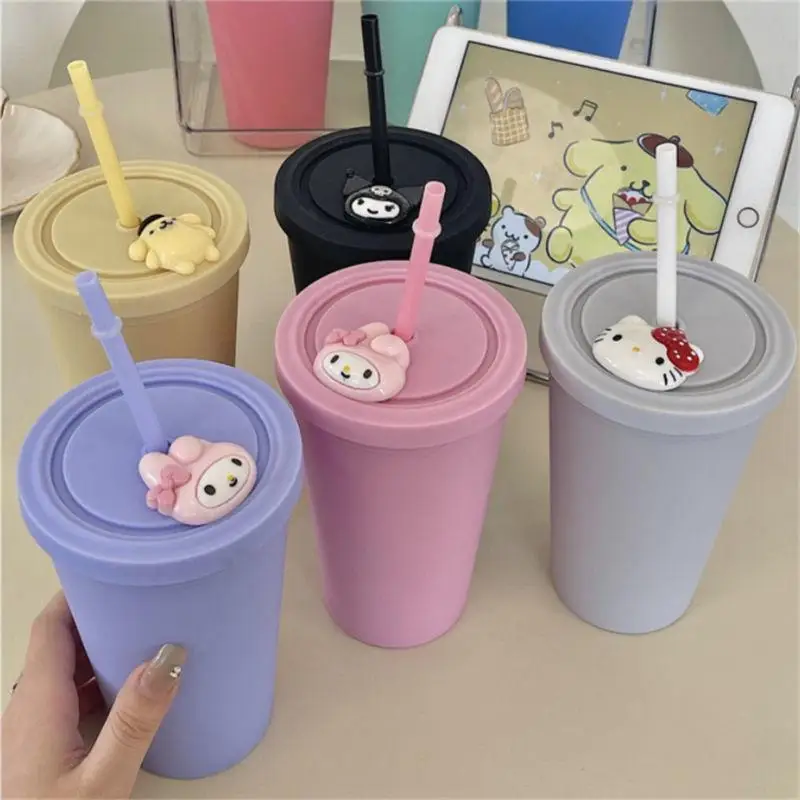 

Kawaii Sanrios Water Cup Cute Hellow Kittys Kuromi My Melody Cinnamoroll Cartoon Anime Straw Drink Cup Plush Toys for Girls Gift