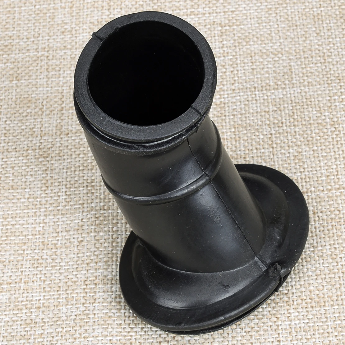 

Black Rubber Motorcycle Air Filter Connector Adapter with Spring Clamp Fit for CG125 Accessories