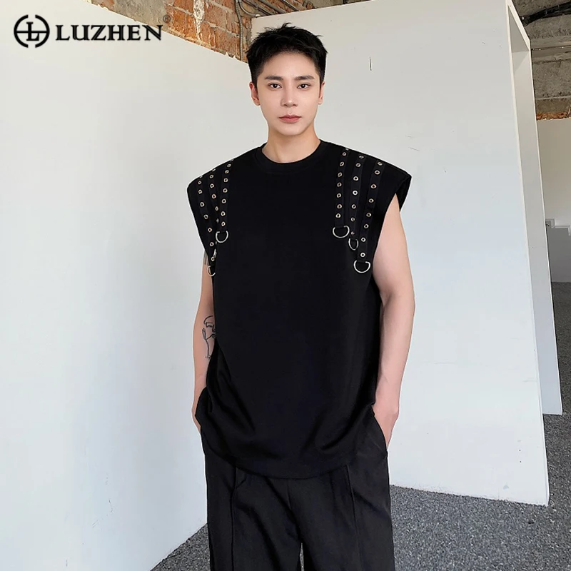 

Футболка мужская двусторонняя с металлической пряжкой, свободного покроя