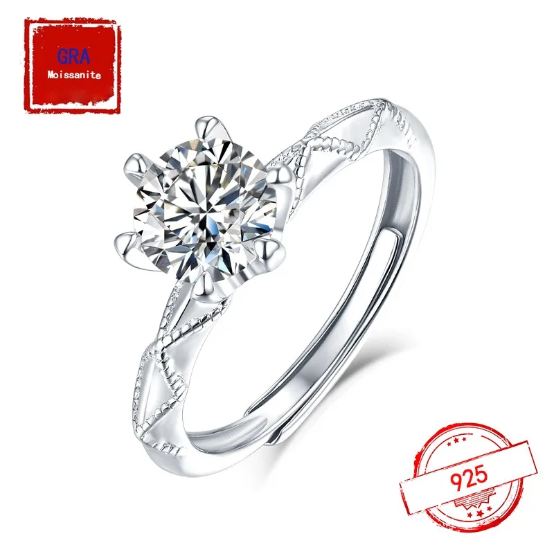 

Женское регулируемое кольцо из серебра 925 пробы с бриллиантом 1 карат