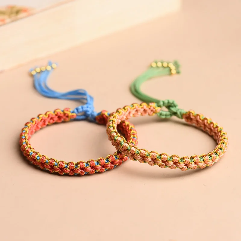

2023 Summer Handwoven Ethnic Style Peach Blossom Knot Girl's Little Daisy Hand Rope Bracelet Colorful Rope Hand Jewelry Friends