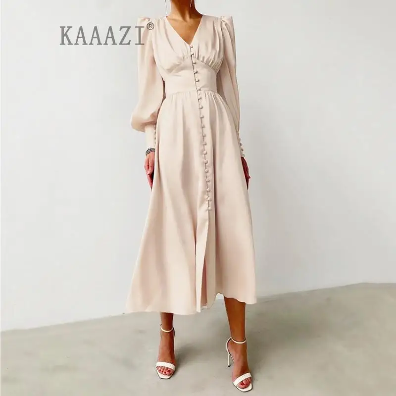 

Платье-миди атласное с длинным рукавом-фонариком и V-образным вырезом