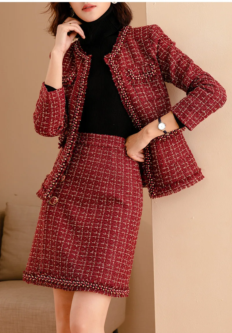 

2022 New Autumn Runway Tweed Plaid 2 Piece Set Designer Winter Women Red Beading Jacket Coat+Mini Skirt Tassel Wool Blend Suits