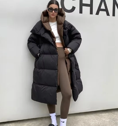 Пушистая белая куртка на утином пуху женская зимняя толстая теплая длинная