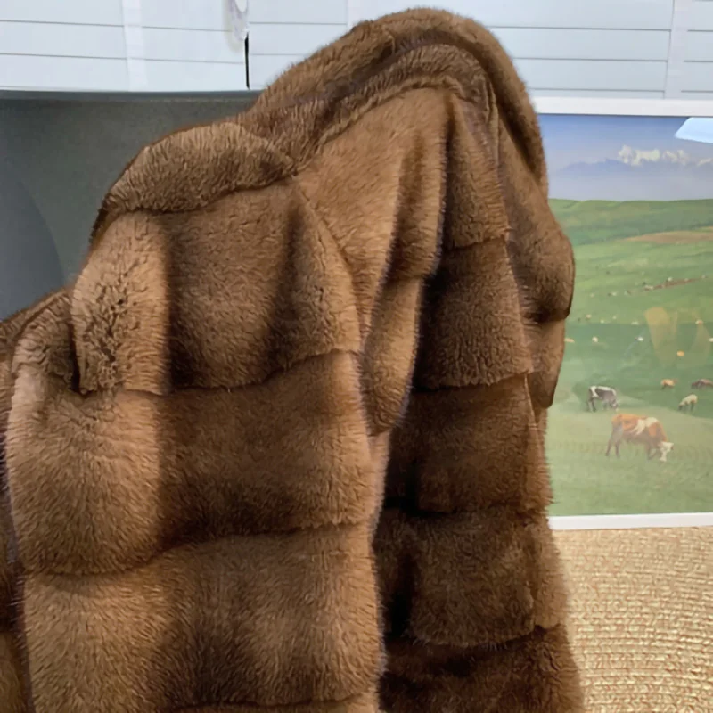 Lady Fashion Streetwear Luxury Mink Fur Jacket Winter Fluffy Women Coats Turn Down Collar Natural Mink Overcoat SF5217