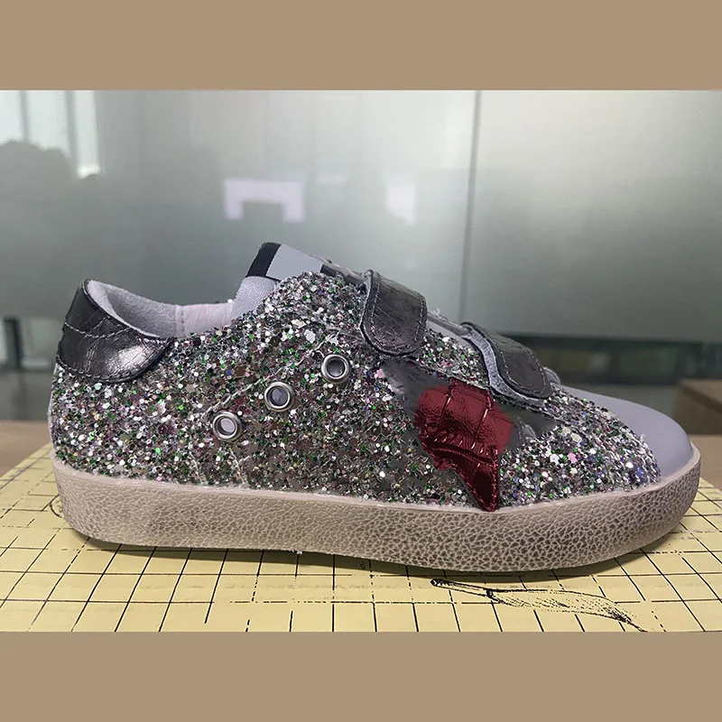 

Four Seasons New Parent-child Velcro Sequins Retro Small Dirty Shoes Boys and Girls Fashion Sports Casual Shoes Non-slip ST89