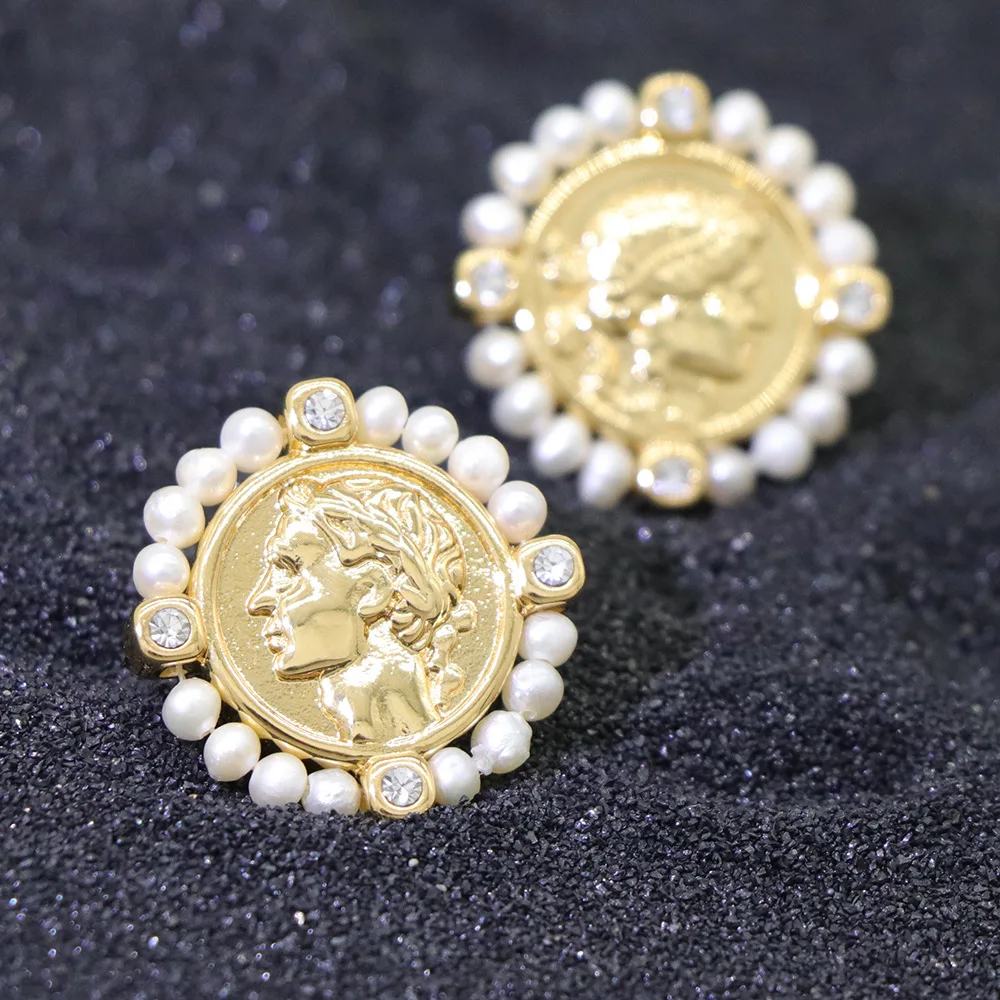 

Men's and women's head pearl retro Earrings