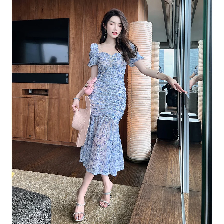 

Женское платье-годе с рукавами-фонариками, голубое платье с цветочным принтом в французском стиле, лето 2023