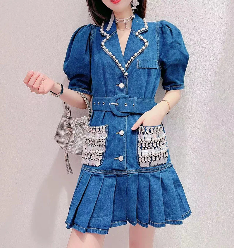 

Design sense of minority heavy industry beaded denim dress New style bubble sleeve waist closing skirt in summer 2022 Women's