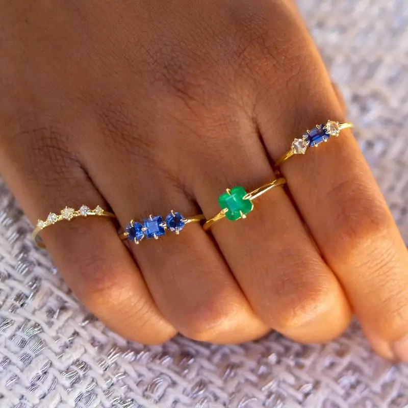 

Unique S925 Sterling Silver Prong Set Sapphire with Side Ring for Elegant Wedding or Party