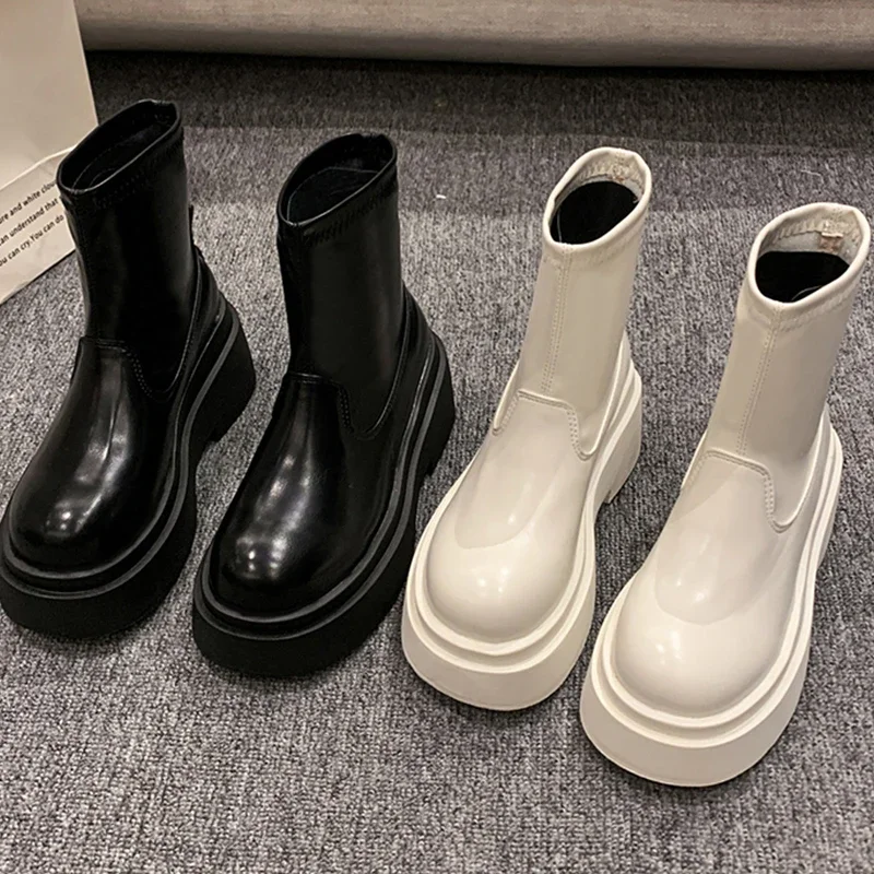 Женские ботильоны на плоской платформе зимние классические ботинки из