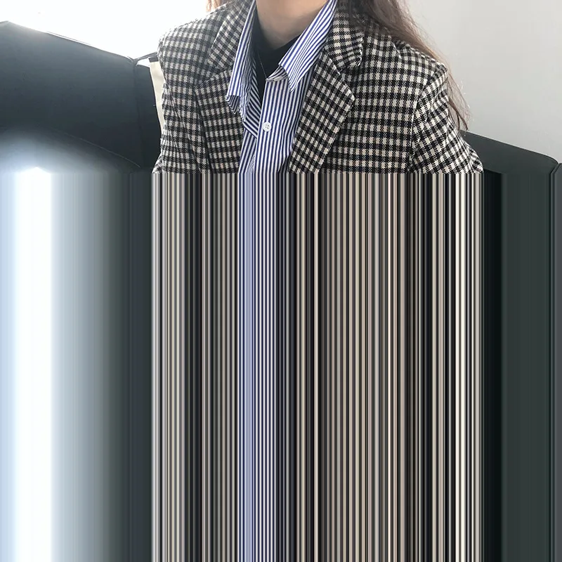 Women Vintage Black White Plaid Blazers Imitation Wood Button Big Pocket Suits 2023 Woman Spring Autumn Office Lady Work Blazer