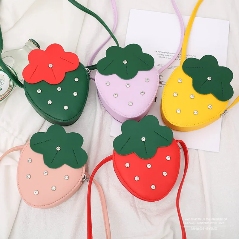 Cute Strawberry Girls Mini Crossbody Bags Fashion Princess Money Shoulder Bags Kids Gifts Lovely Children Small Purse Handbags