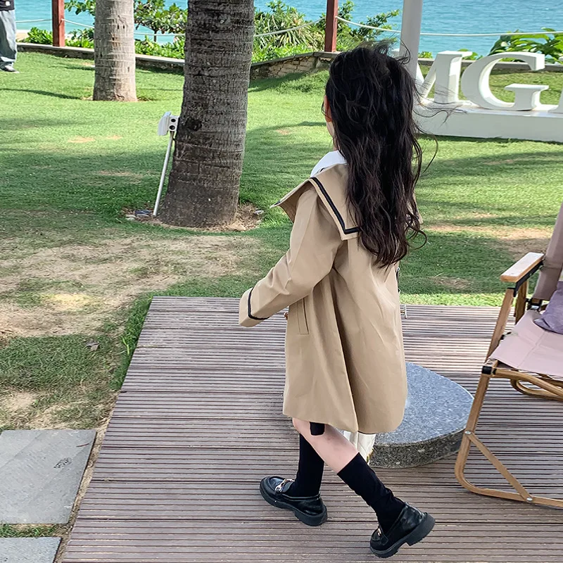 Длинный тренчкот для девочек-подростков на весну-осень 2024 новая модная куртка