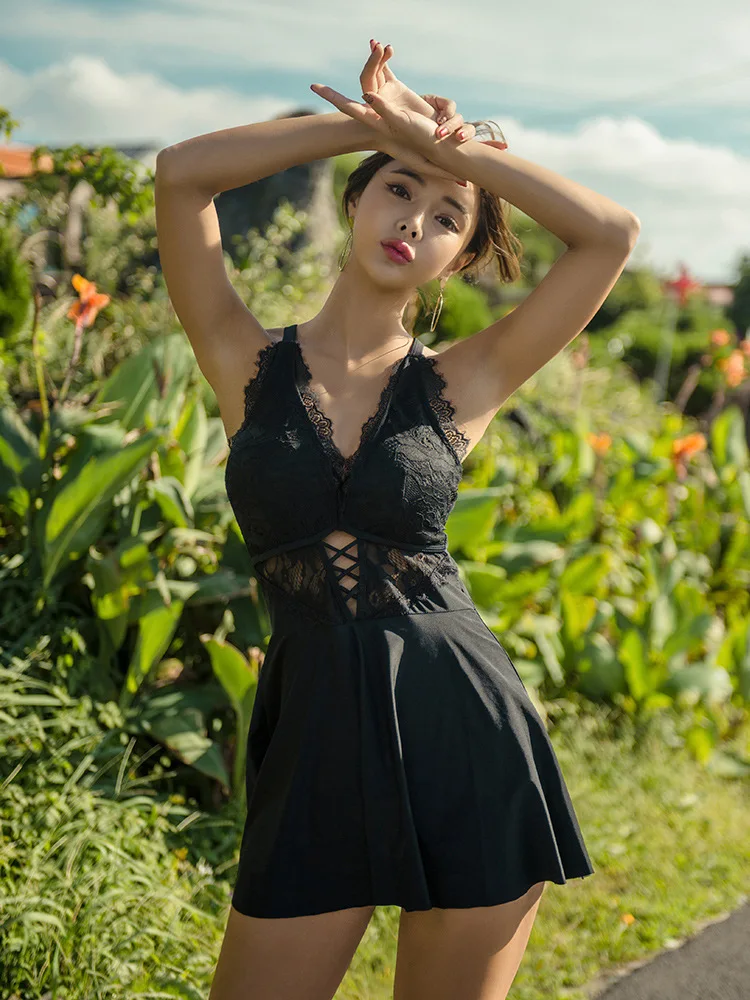 

Crochet Lace Patchwork Monokini Women Bathing Jumpsuit Sweet Puff Sleeve Ruffle Swimsuit Beachwear Swimwear One Piece