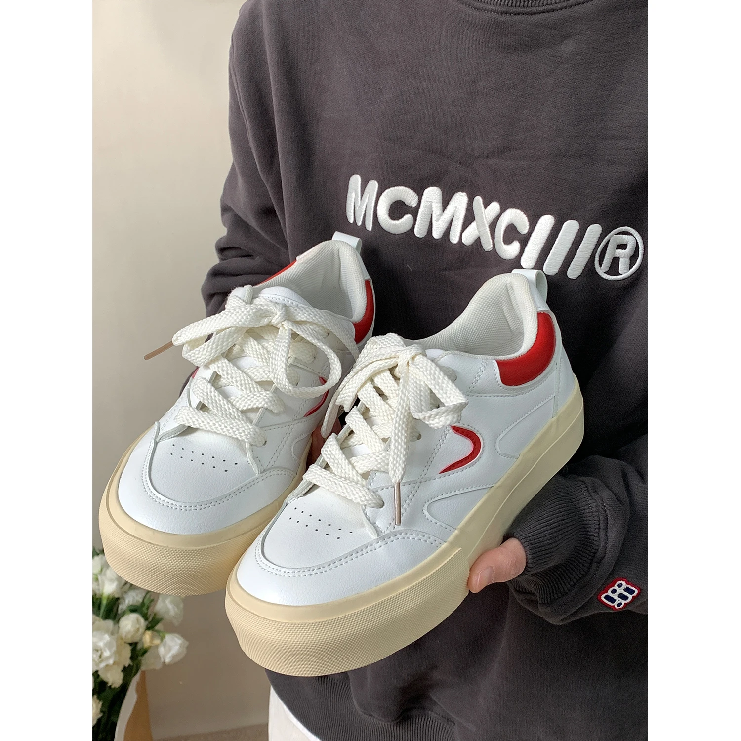 New fashion women's casual shoes, suffocating fashion trend women's shoes, versatile