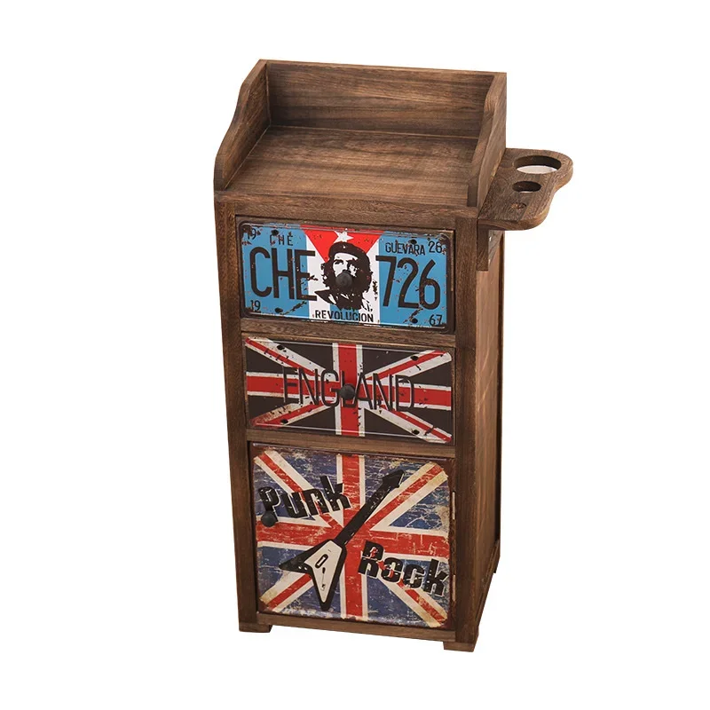 Тележка-органайзер для салона красоты в стиле ретро