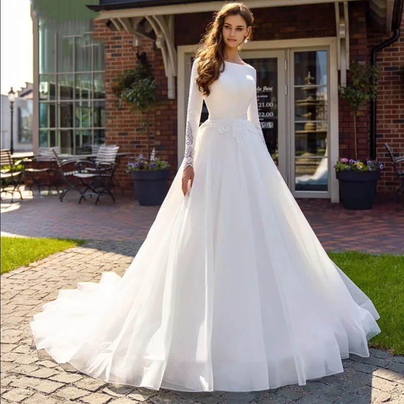 

Classic Wedding Dresses for Women 2022 A-Line O-Neck Button Back Bridal Gown Applique Vintage Vestidos De Novia Boda Elegante