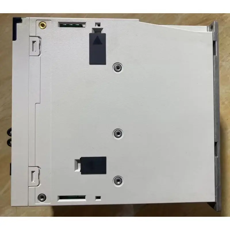 Новый телефон кВт с сервоприводом для быстрой доставки