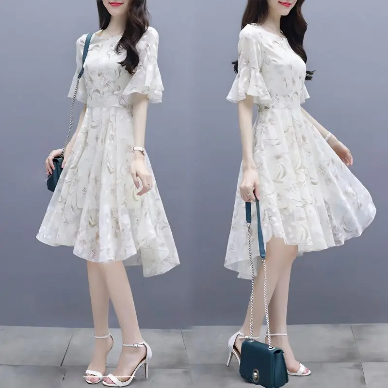 Women's Dress, Elegant and Elegant, Slimming Waist-Tight Summer New Chiffon Long Dress