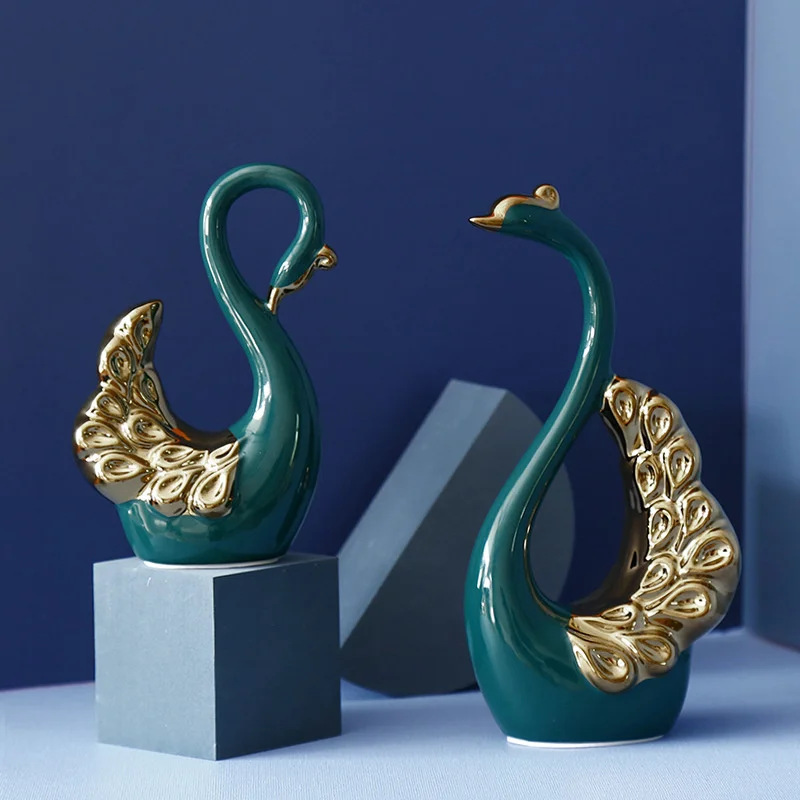

Luxurious double feather horn, ceramic jewelry, Nordic style, golden green, living room, dining room,