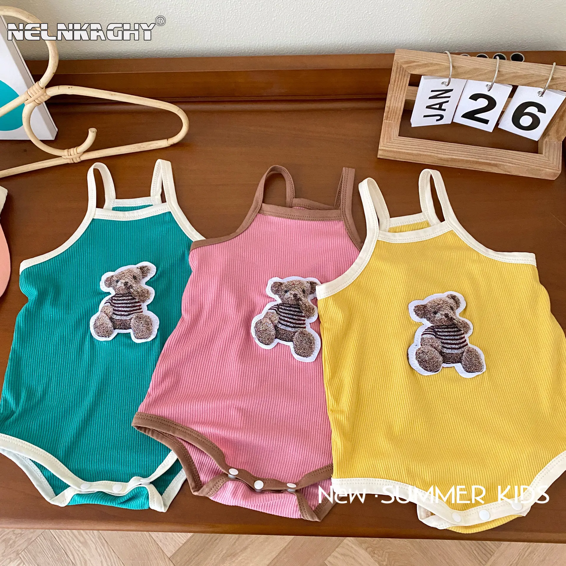 

2023 Summer Newborn Infant Cotton Bodysuits with Bear Patch for Baby Girls Boys - Adorable Toddler Clothes in One-Piece Outfit