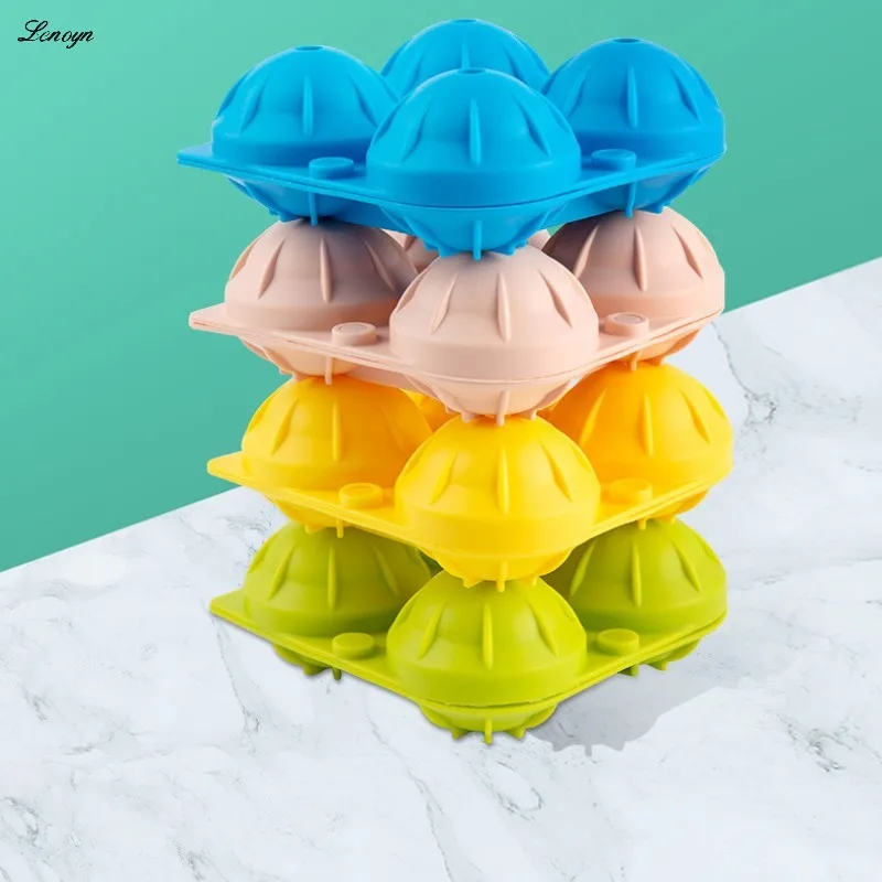 

Lenyon Food grade silicone ice hockey 4-cell household circular ice box with whiskey ice cubes creative DIY fruit ice cube mold