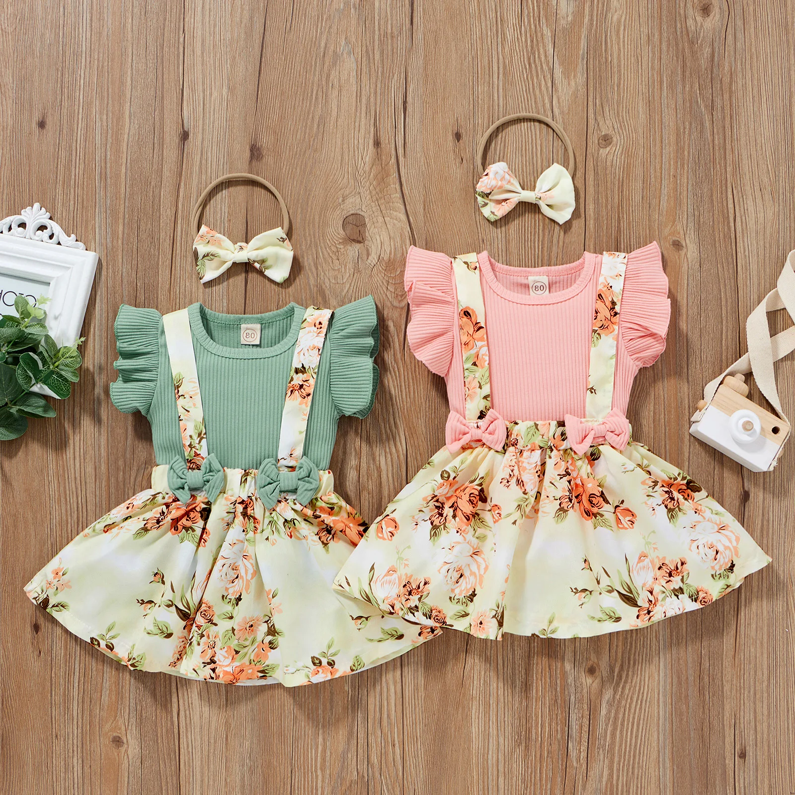 

TR New Summer Kids Girls Suit Set Solid Color Fly Sleeve Tops+ Floral Suspender Skirt+ Headband Clothes