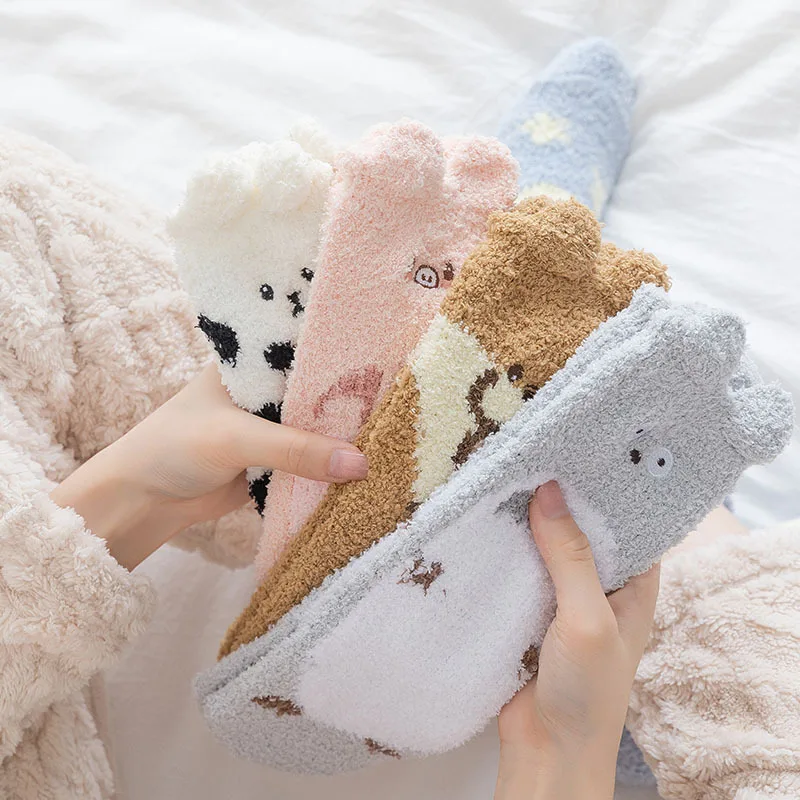Alphabet-wool socks women's mid-tube socks thickened to keep you warm Cute socks
