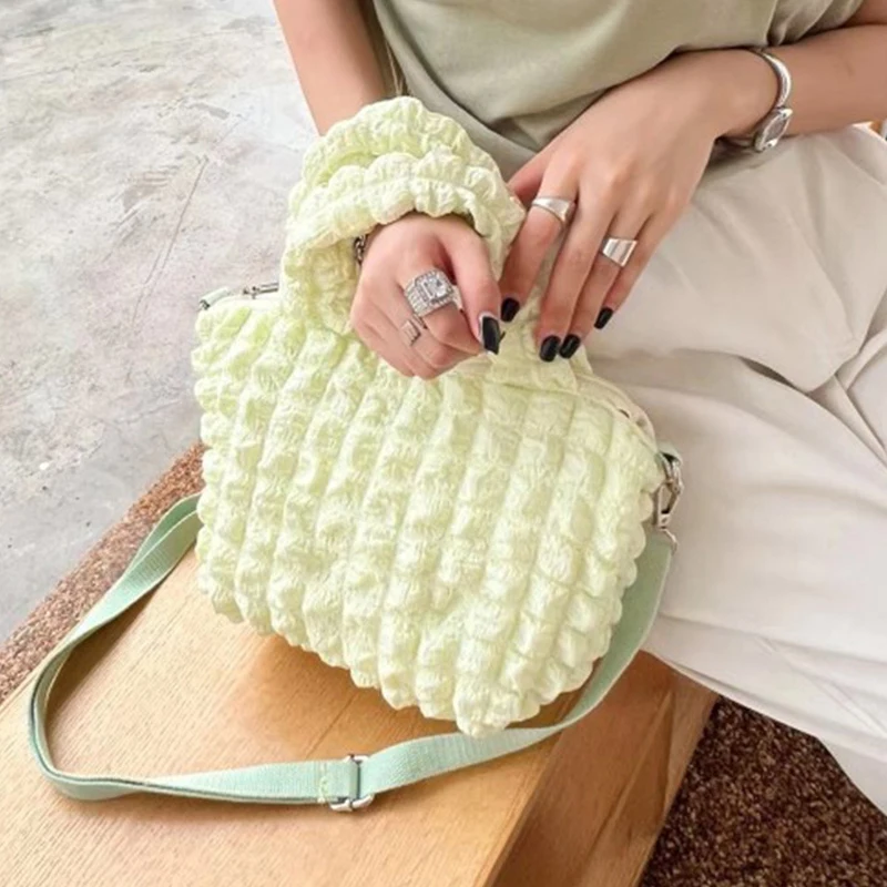 

Pleated Cloud Bag Luxury Designer Purses Handbags For Women 2023 New Fashion Bubble Flower Casual Small Crossbody Shoulder Bags