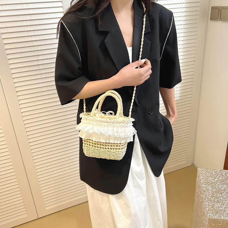 Handmade Vine Woven Little Girl 3 New Fashion Woven Portable Outdoor Picnic Vacation Beach Camera Bag